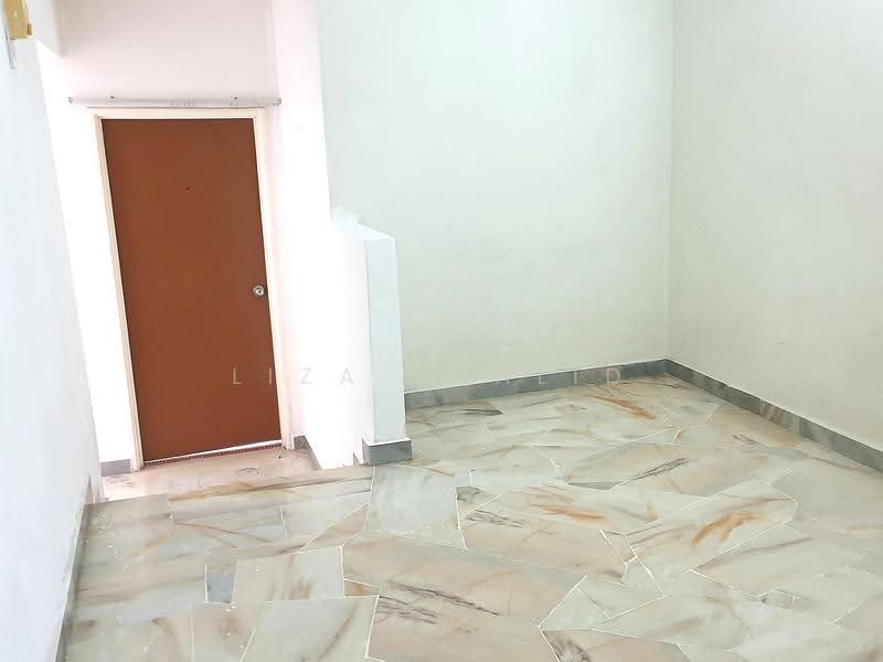 1-storey Terraced House for Sale in Taman Desa Vista (Dengkil) - Liza Khalid - PropertyGuru.com.my