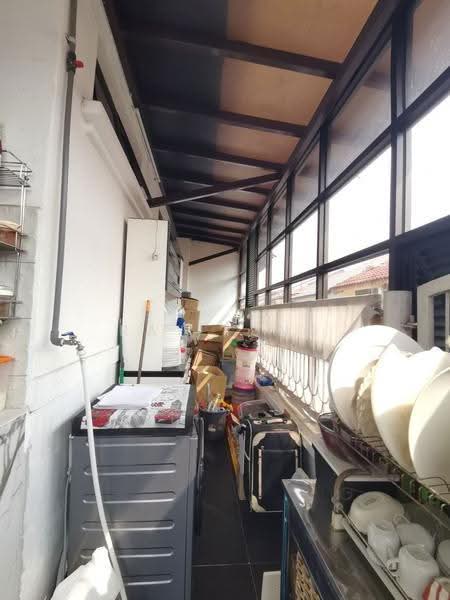 Rumah Teres 1-Tingkat untuk Dijual di Taman Pelangi Indah (Ulu Tiram) - Ray Tung - Balcony - PropertyGuru.com.my