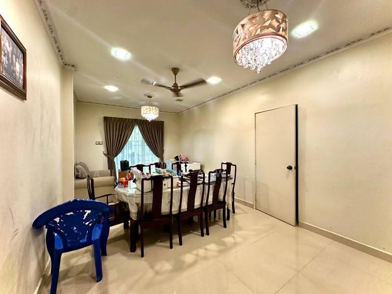 2-storey Terraced House for Sale in Denai Alam (Shah Alam) - Muhd Khairulnawawi Kamaruddin - Dining Room - PropertyGuru.com.my