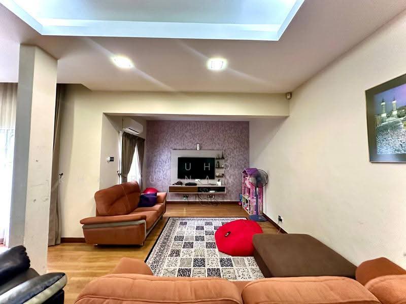 2-storey Terraced House for Sale in Denai Alam (Shah Alam) - Muhd Khairulnawawi Kamaruddin - Living Room - PropertyGuru.com.my