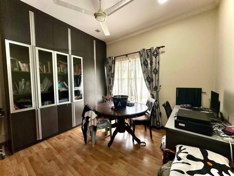 2-storey Terraced House for Sale in Denai Alam (Shah Alam) - Muhd Khairulnawawi Kamaruddin - Study - PropertyGuru.com.my