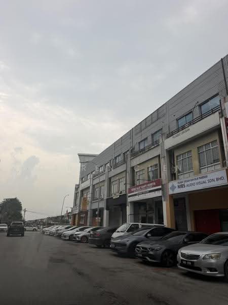 Shop / Office for Sale in Port Klang (Pelabuhan Klang) (Selangor) - Darren Chen - Exterior - PropertyGuru.com.my