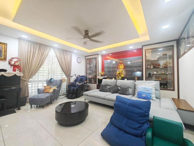 Rumah Kluster untuk Dijual di Taman Sutera Utama (Skudai) - Vince Soo - Living Room - PropertyGuru.com.my