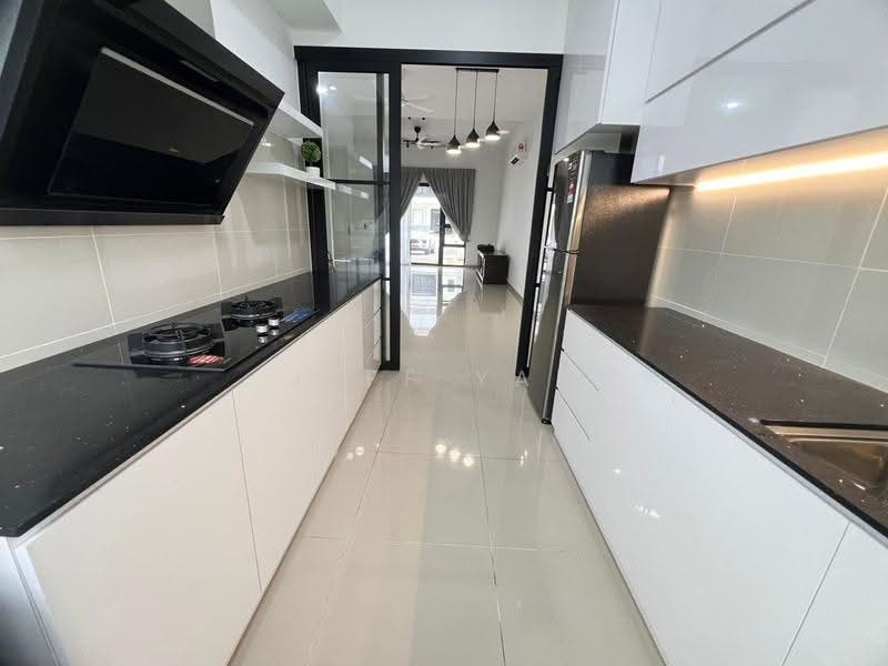 2-storey Terraced House for Sale in Eco Botanic (Iskandar Puteri (Nusajaya)) - Jeff Yap - Kitchen - PropertyGuru.com.my