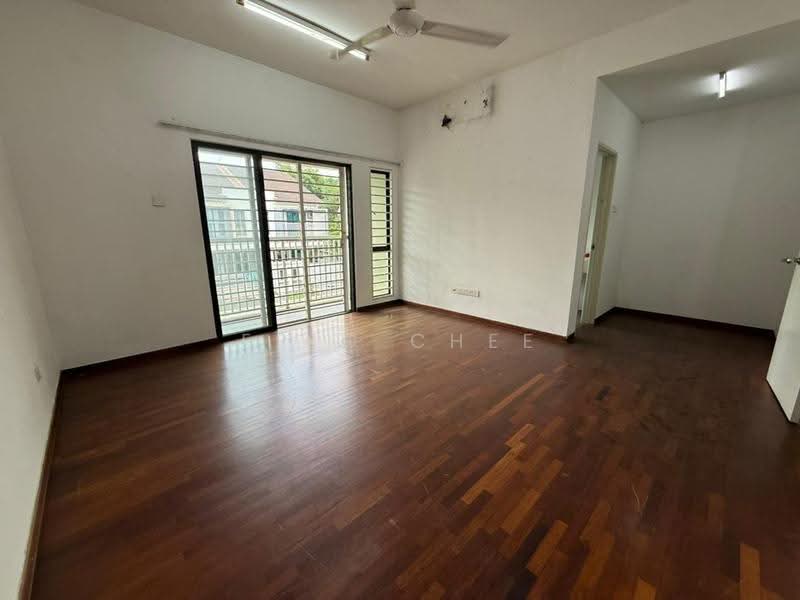 2-storey Terraced House for Sale in Abadi Heights (Puchong) - Eric Chee - Living Room - PropertyGuru.com.my