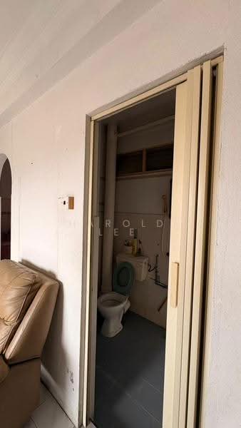 Apartment for Sale at Acres Ville - Harold Lee - Bathroom - PropertyGuru.com.my