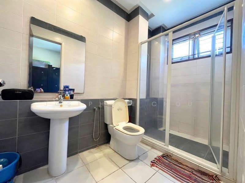 Rumah Teres 2-Tingkat untuk Dijual di Glenmarie (Selangor) - Josephine Chou - Bathroom - PropertyGuru.com.my