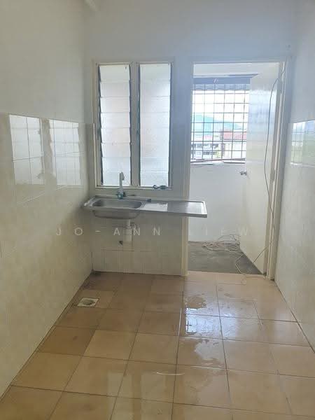 Flat for Sale at Pandan Ria (Block D) - Jo-Ann Liew - Kitchen - PropertyGuru.com.my
