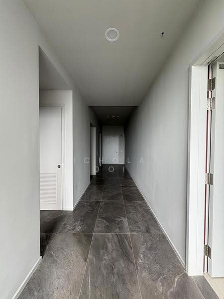Condominium for Rent at Aetas Damansara - Nicholas Ooi - Corridor - PropertyGuru.com.my