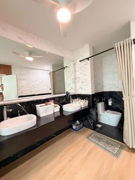 Kondominium untuk Disewa di The Peak Vista - Celine Teah - Bathroom - PropertyGuru.com.my