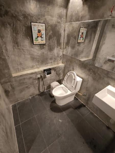 Shop for Rent in Usj 8 (Subang Jaya) - Jeffrey Hoon - Bathroom - PropertyGuru.com.my