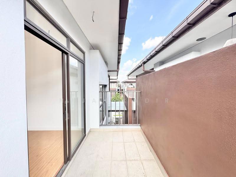Terraced House for Sale in Cyberjaya (Selangor) - Najah Kadir - Balcony - PropertyGuru.com.my