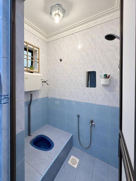 1-storey Terraced House for Sale in Taman Universiti (Skudai) - Fakhrul Imlan - Bathroom - PropertyGuru.com.my