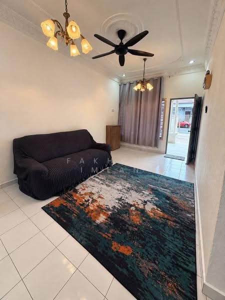 1-storey Terraced House for Sale in Taman Universiti (Skudai) - Fakhrul Imlan - Living Room - PropertyGuru.com.my