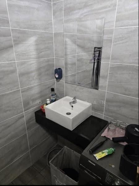 Kediaman Servis untuk Disewa di KSL Residence @ Daya - Robbie Tan - Bathroom - PropertyGuru.com.my