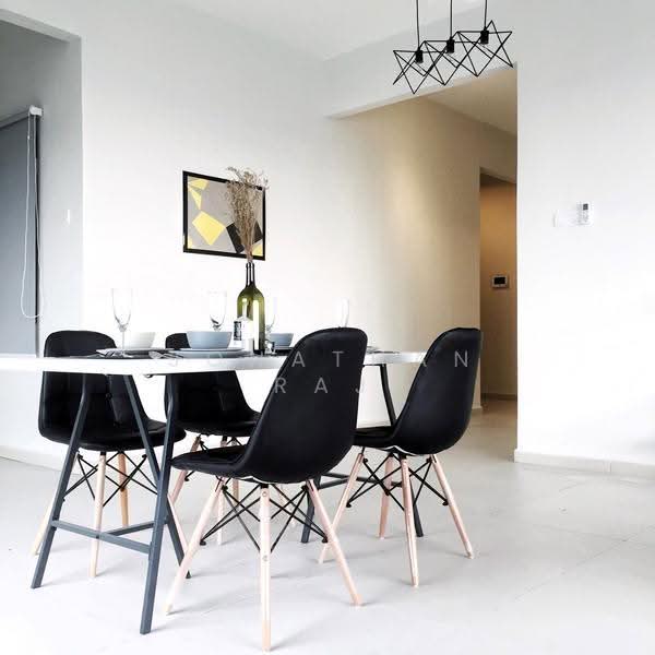 Kondominium untuk Dijual di Zefer Hill Residence - Jonathan Raj - Dining Room - PropertyGuru.com.my