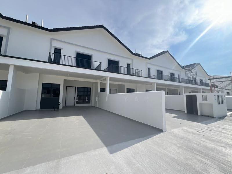 2-storey Terraced House for Sale in Eco Botanic (Iskandar Puteri (Nusajaya)) - Jeff Yap - Exterior - PropertyGuru.com.my