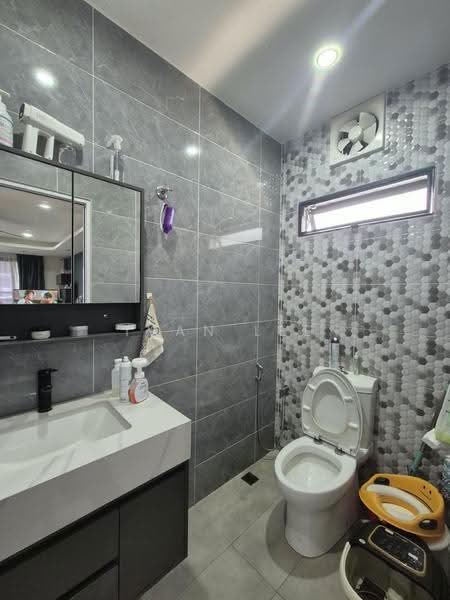 Bungalow House untuk Dijual di Sea Park (Petaling Jaya) - Ivan Lee - Bathroom - PropertyGuru.com.my