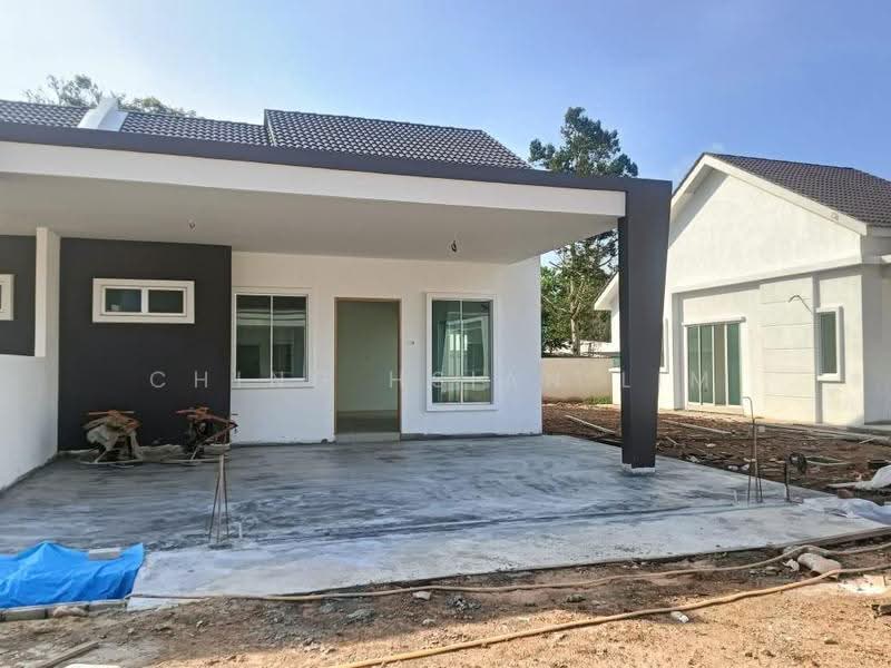 Rumah Berkembar untuk Dijual di Rumah Berkembar Setingkat di Sik Kedah (Sik) - Ching Hsian Lim - Exterior - PropertyGuru.com.my