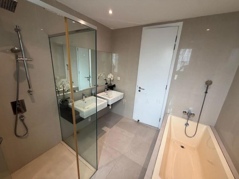 3-storey Terraced House for Sale in Segambut (Kuala Lumpur) - Roger Phang - Bathroom - PropertyGuru.com.my