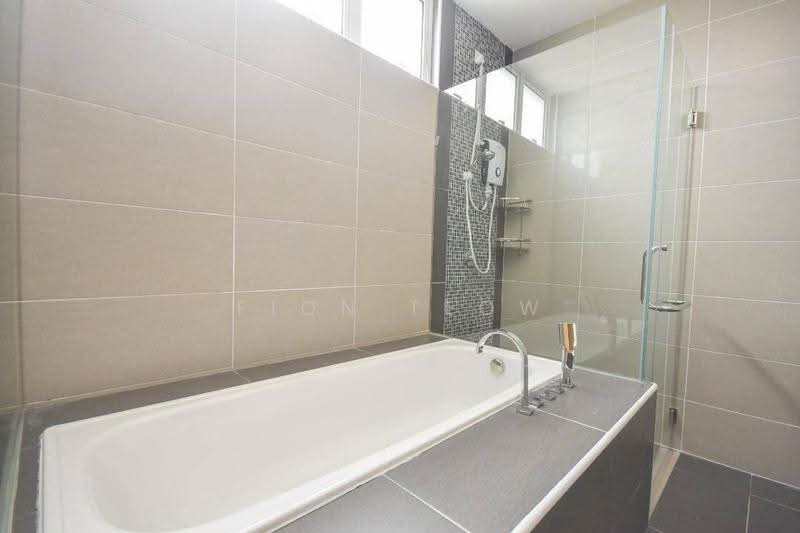 Rumah Teres 3-Tingkat untuk Disewa di Taman Nusa Sentral (Iskandar Puteri (Nusajaya)) - Fion Teow - Bathroom - PropertyGuru.com.my
