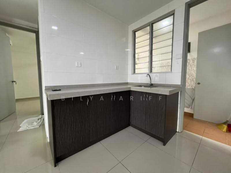 Kondominium untuk Dijual di Suasana Lumayan - BILYA ARIFF - Kitchen - PropertyGuru.com.my