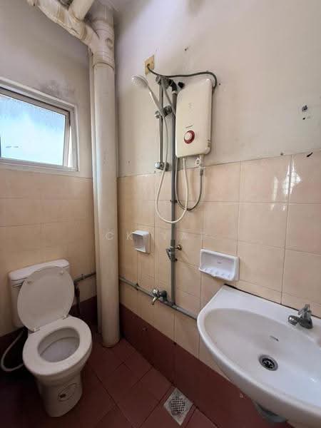 Detached Factory for Rent in Jinjang Utara (Jinjang) - CK Yap - Bathroom - PropertyGuru.com.my