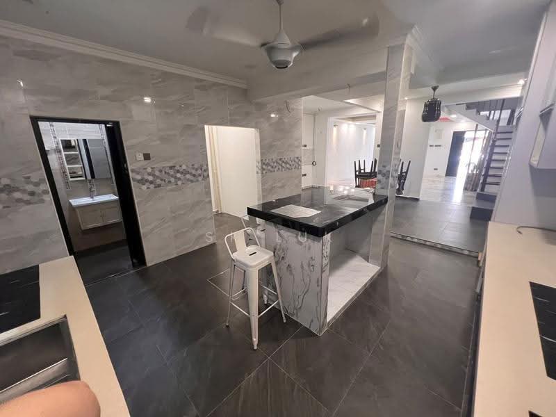 2-storey Terraced House for Rent in Bukit Beruntung (Selangor) - SK Luk - Kitchen - PropertyGuru.com.my