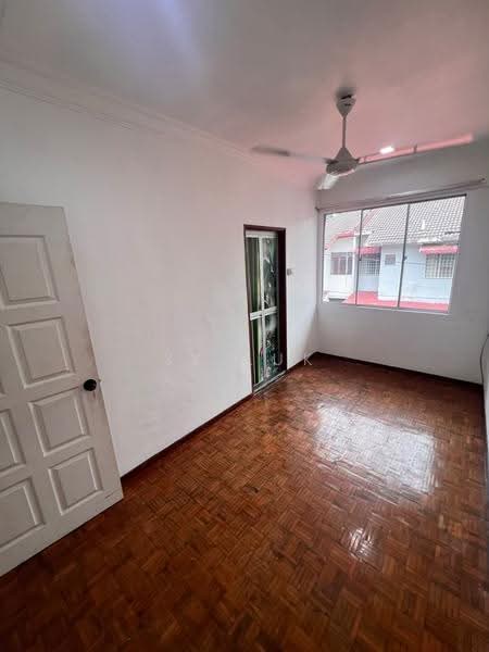2-storey Terraced House for Rent in Bukit Beruntung (Selangor) - SK Luk - PropertyGuru.com.my