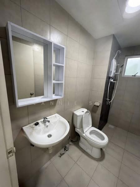 Pangsapuri untuk Disewa di Residensi Riamas - Jeannie Soh - Bathroom - PropertyGuru.com.my