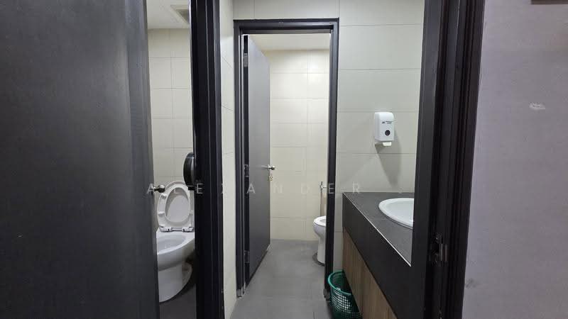 Office for Rent in Petaling Jaya (Selangor) - Alexander . - Bathroom - PropertyGuru.com.my