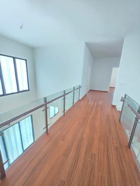 Bungalow House untuk Dijual di Taman Molek (Johor Bahru) - Jamie Low - Corridor - PropertyGuru.com.my