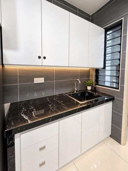 Condominium for Rent at The Haute Gurney - Jay Selvam - Kitchen - PropertyGuru.com.my