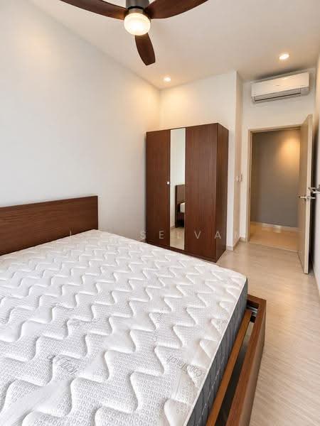Condominium for Rent at The Haute Gurney - Jay Selvam - Bedroom - PropertyGuru.com.my