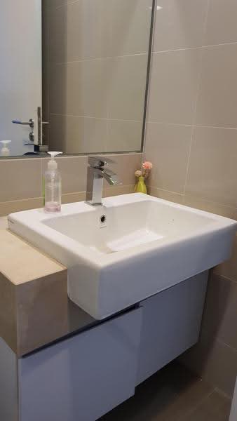 Service Residence for Sale at Ramada (One @ Bukit Ceylon) - Margaret Lai - Bathroom - PropertyGuru.com.my