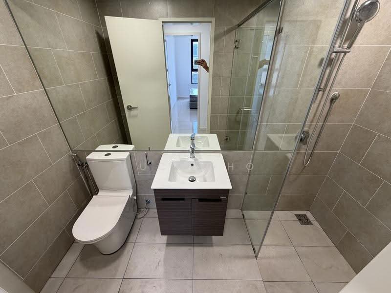 Kediaman Servis untuk Disewa di Residensi Estetik 8 (Est8) - Lucas Ho - Bathroom - PropertyGuru.com.my
