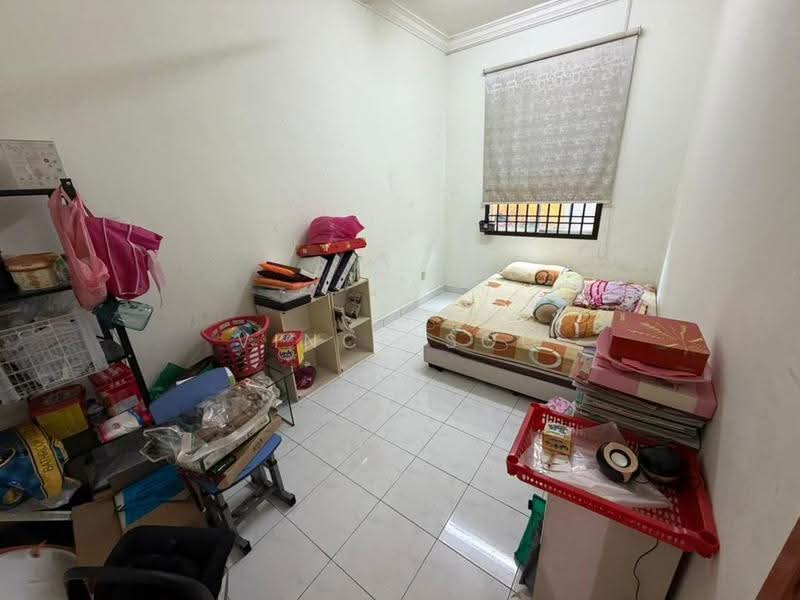 Rumah Teres 2-Tingkat untuk Dijual di Taman Seri Orkid (Skudai) - Vince Soo - Bedroom - PropertyGuru.com.my