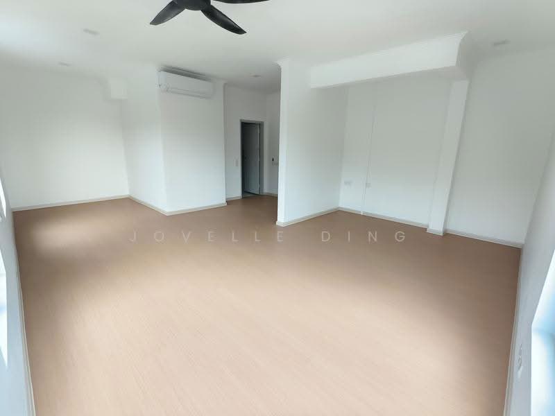 Rumah Teres 2-Tingkat untuk Disewa di Setia Tropika (Johor Bahru) - Jovelle Ding - Living Room - PropertyGuru.com.my
