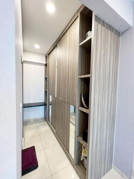 Kondominium untuk Dijual di Waterside Residence - Allen Yeoh - Corridor - PropertyGuru.com.my