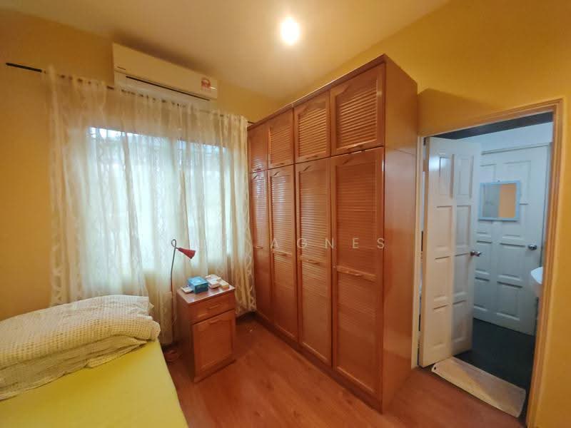 Rumah Berkembar untuk Dijual di Bukit Raja (Selangor) - Ang Agnes - PropertyGuru.com.my