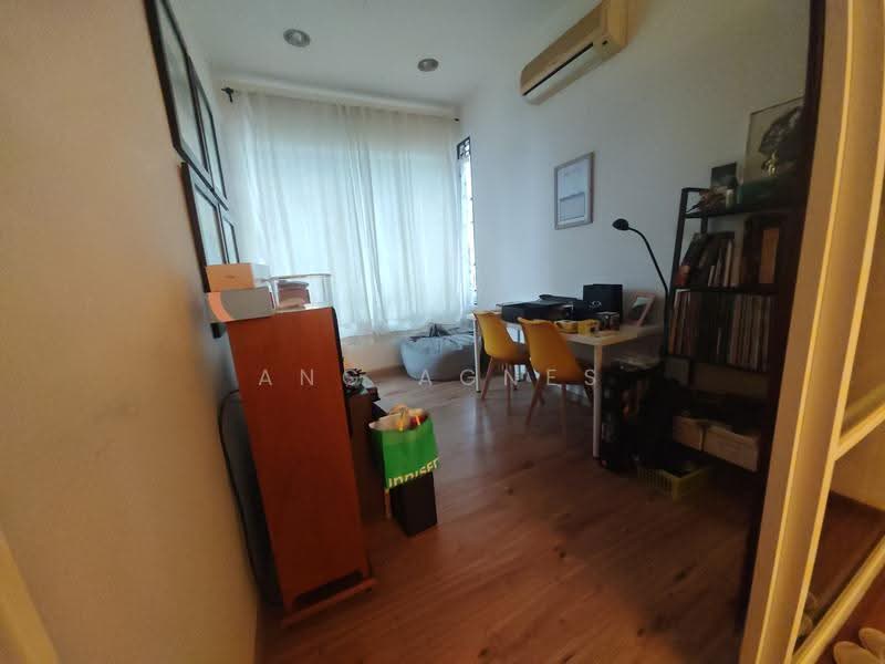 Rumah Berkembar untuk Dijual di Bukit Raja (Selangor) - Ang Agnes - PropertyGuru.com.my