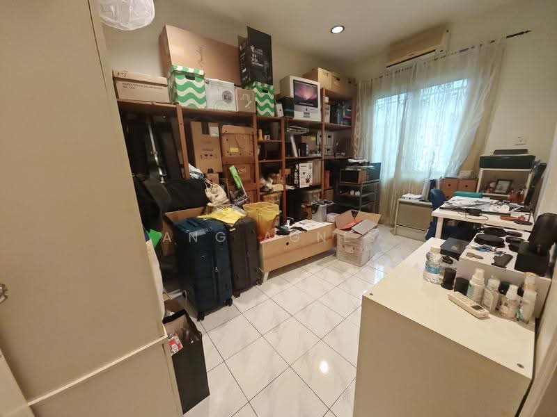 Rumah Berkembar untuk Dijual di Bukit Raja (Selangor) - Ang Agnes - PropertyGuru.com.my