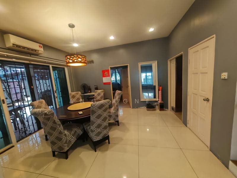 Rumah Berkembar untuk Dijual di Bukit Raja (Selangor) - Ang Agnes - PropertyGuru.com.my