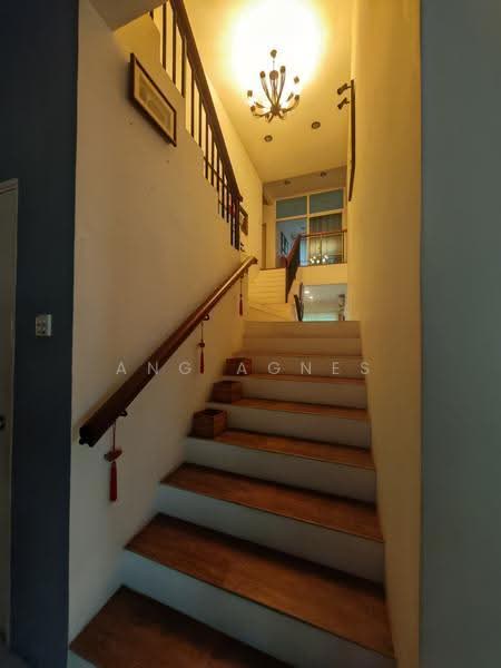 Rumah Berkembar untuk Dijual di Bukit Raja (Selangor) - Ang Agnes - PropertyGuru.com.my