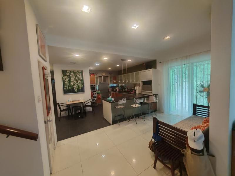 Rumah Berkembar untuk Dijual di Bukit Raja (Selangor) - Ang Agnes - PropertyGuru.com.my