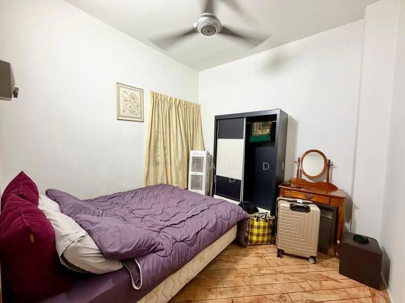 Rumah Teres 2-Tingkat untuk Dijual di Pusat Bandar Puchong (Puchong) - Mohammad Din Majid - Bedroom - PropertyGuru.com.my