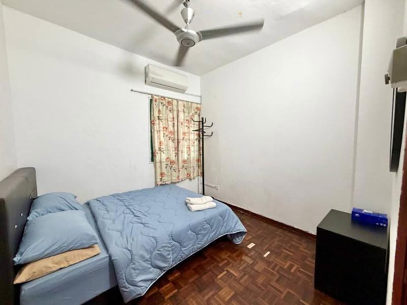 Rumah Teres 2-Tingkat untuk Dijual di Pusat Bandar Puchong (Puchong) - Mohammad Din Majid - Bedroom - PropertyGuru.com.my