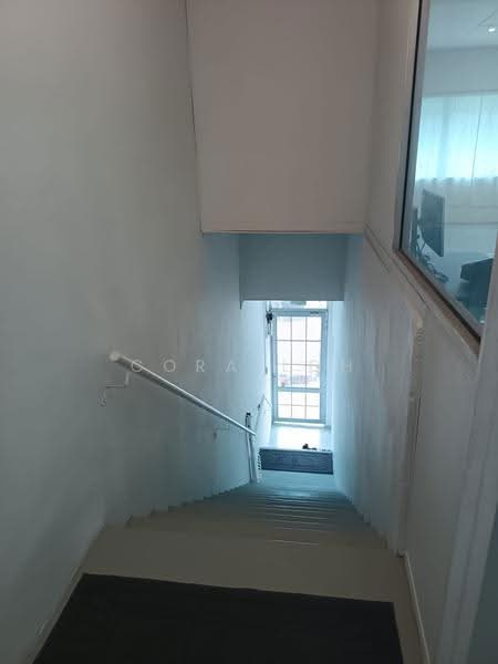 Shop / Office untuk Dijual di Taman Ungku Tun Aminah (Skudai) - Cora Loh - Interior - PropertyGuru.com.my