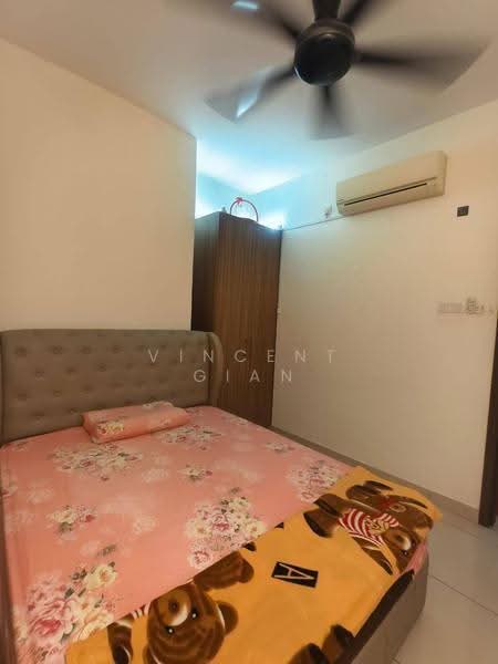 Kediaman Servis untuk Dijual di D'Secret Garden (Pangsapuri Kempas Indah) - Vincent Gian - Bedroom - PropertyGuru.com.my