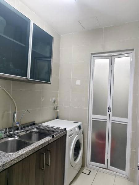 Kediaman Servis untuk Dijual di D'Secret Garden (Pangsapuri Kempas Indah) - Vincent Gian - Kitchen - PropertyGuru.com.my